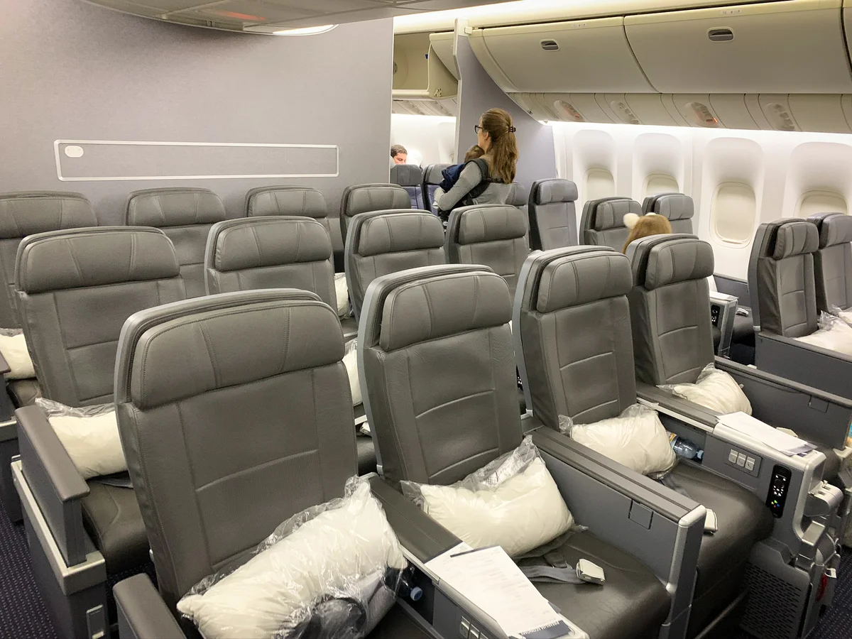 american-airlines-gold-status-benefits-list