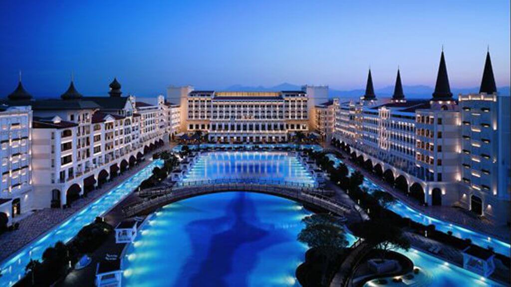 top-10-most-luxury-hotels-the-world