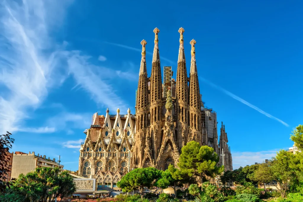 travel-guide-barcelona